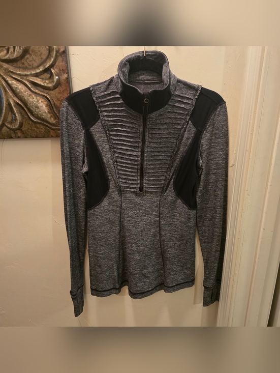 lululemon athletica Jackets & Blazers - Lululemon Athletica Gray and Black Long Sleeve Half-Zip Pullover 6